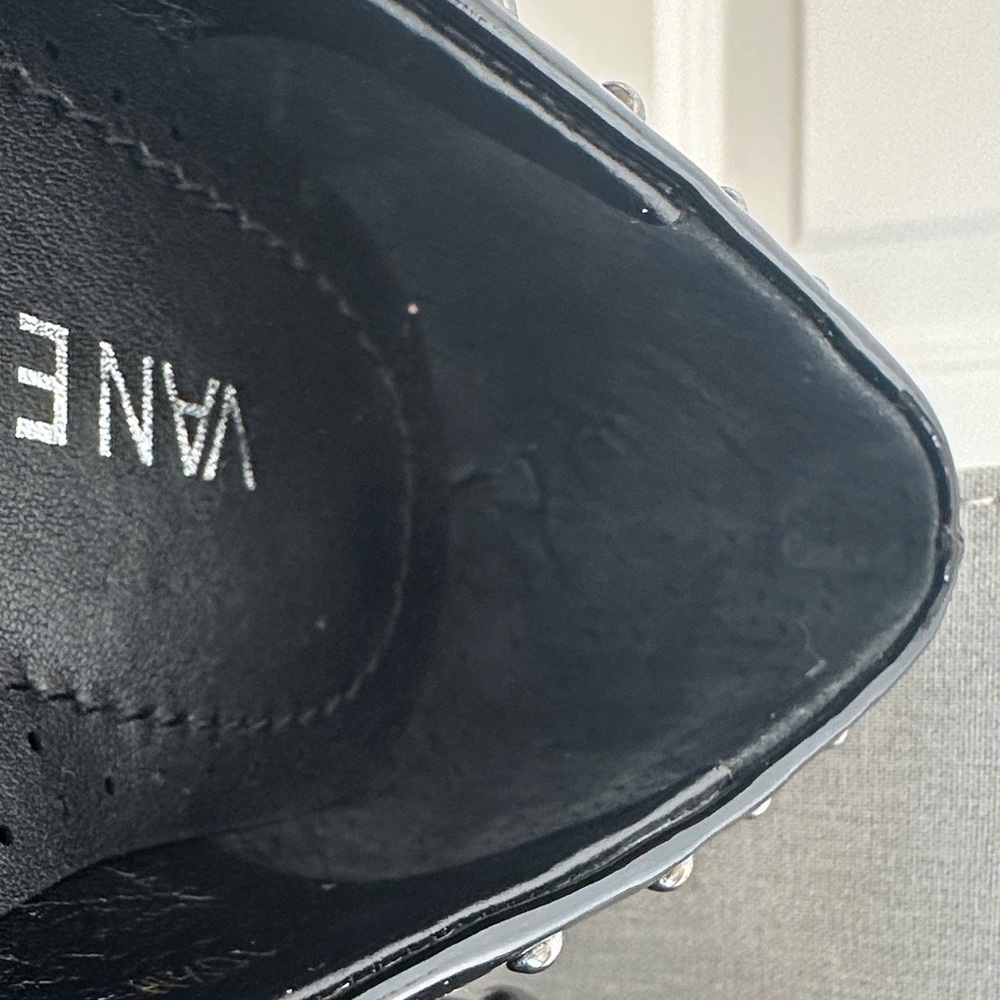 Vaneli Black Studded Patent Leather Cap Toe Rubber Bottom Balet Flats Size 10.5 - Picture 9 of 10